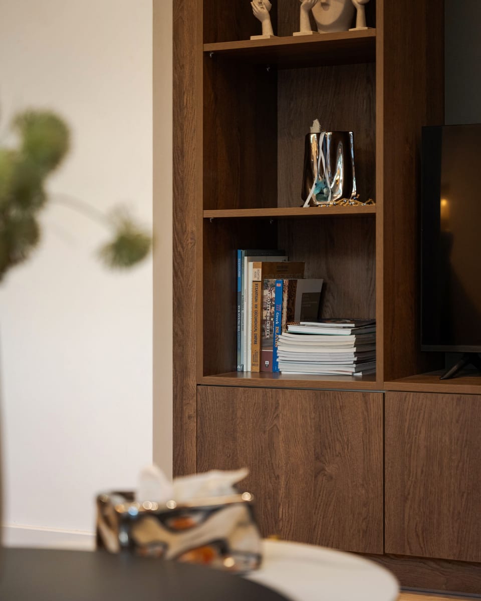 Deluxe Apartment, Balcony | Living area | 50-inch Smart TV with satellite channels, streaming services