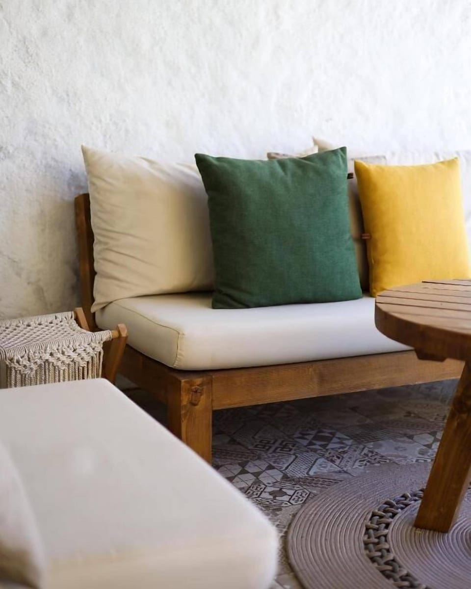 Comfort Room, Pool View | Interior