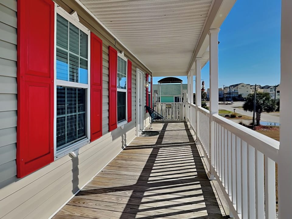 Entry - Porch Access