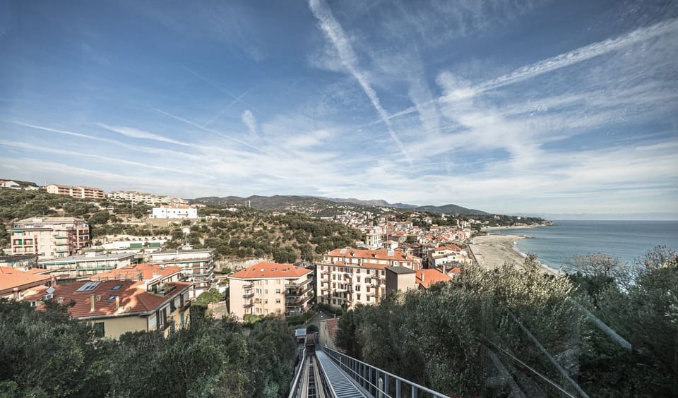 Beach/ocean view