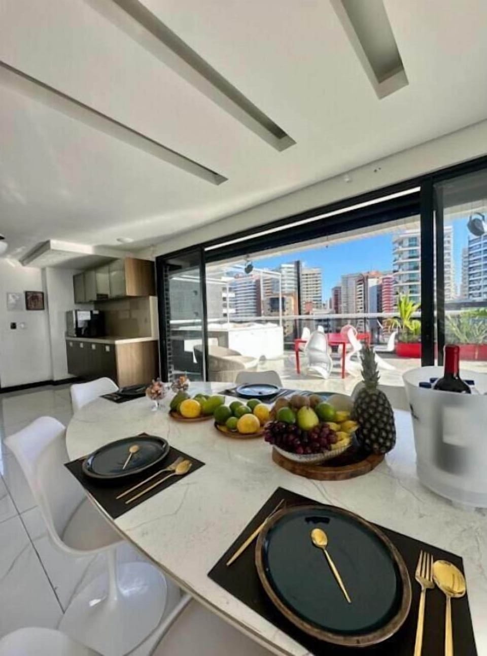 Deluxe Apartment, Patio, Ocean View | Dining