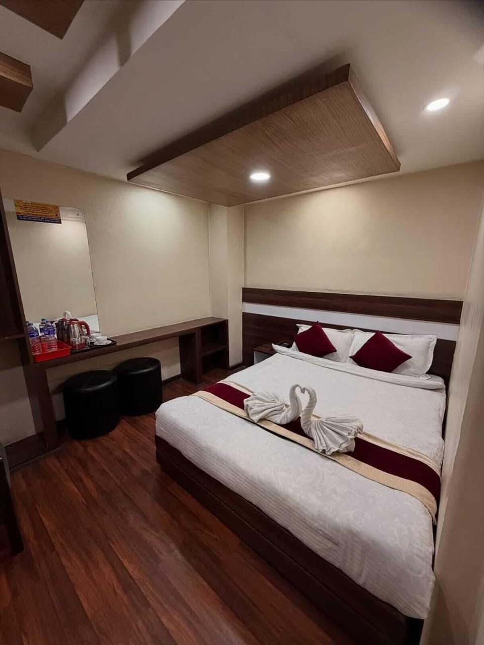 Desk, laptop workspace, free WiFi