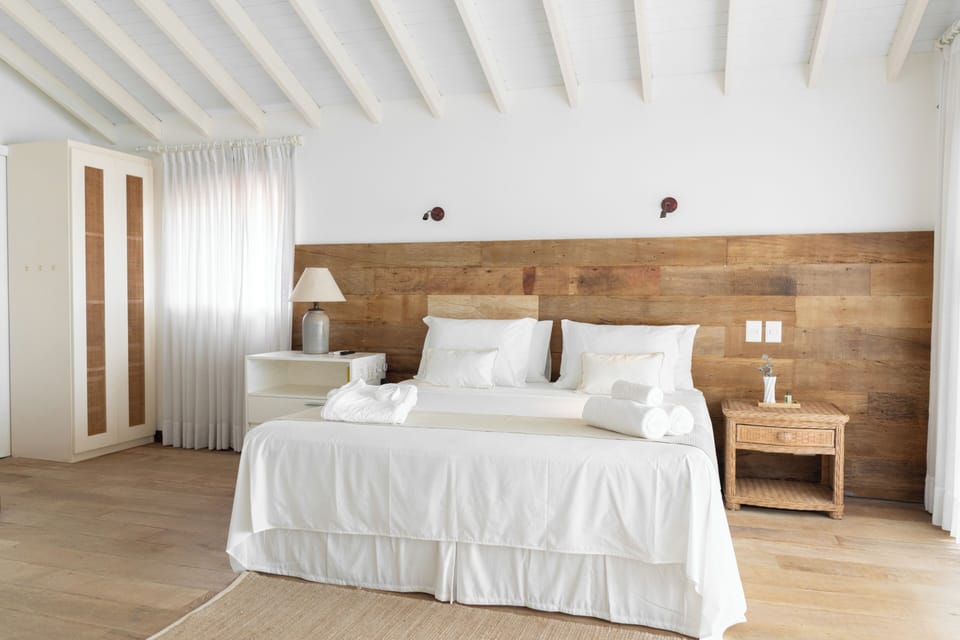 Superior Suite, Balcony, Sea View | Free WiFi, bed sheets
