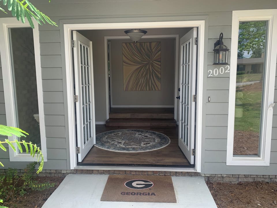 Foyer / Entry Area
