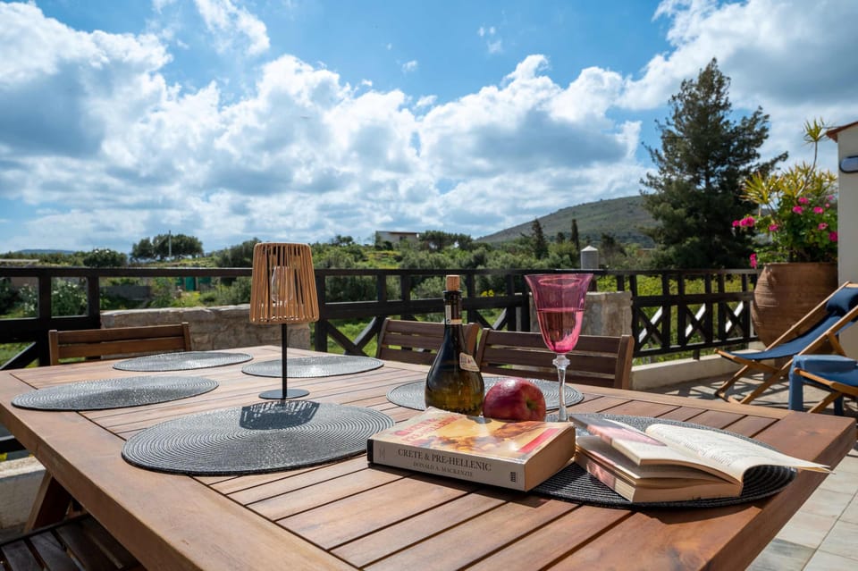 Open deck, open sky, open view