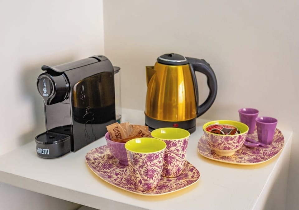 Deluxe Double Room | Coffee and/or coffee maker