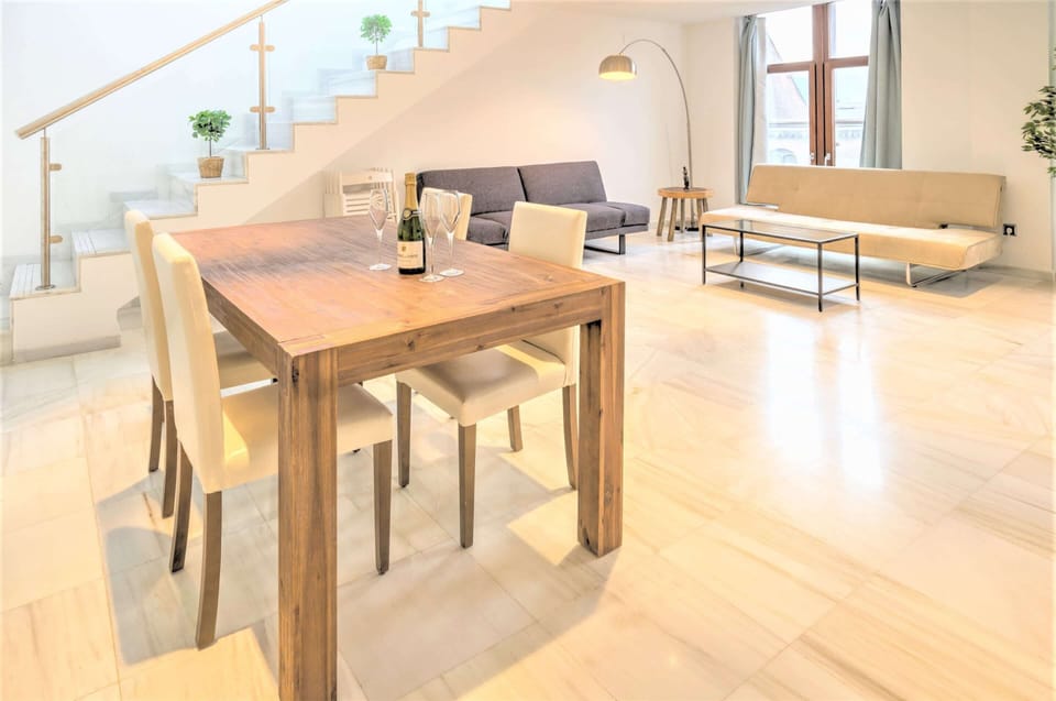 Apartment | Dining