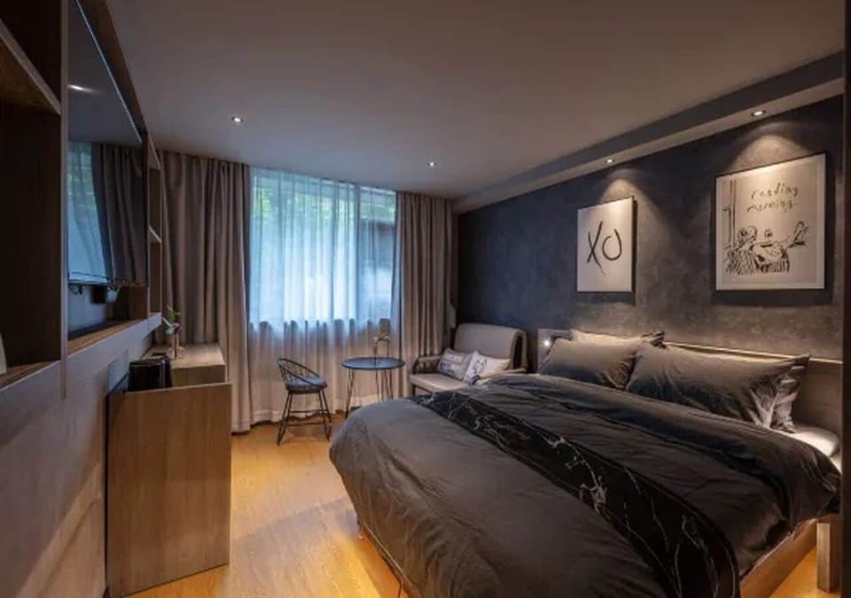 City Double Room | Desk, laptop workspace, free WiFi