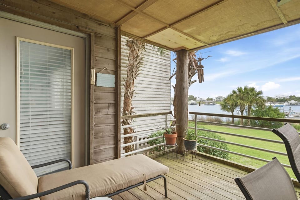 Condo, Multiple Beds (Needle Rush Point E13) | Terrace/patio