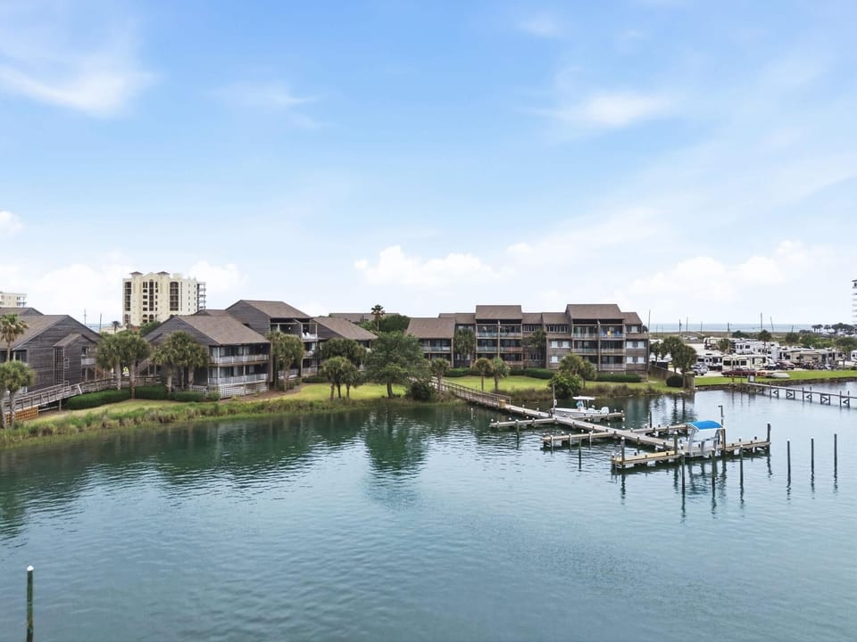 Condo, Multiple Beds (Needle Rush Point E13) | Marina