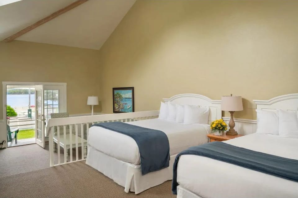 Welcome to our lovely Lodge Room