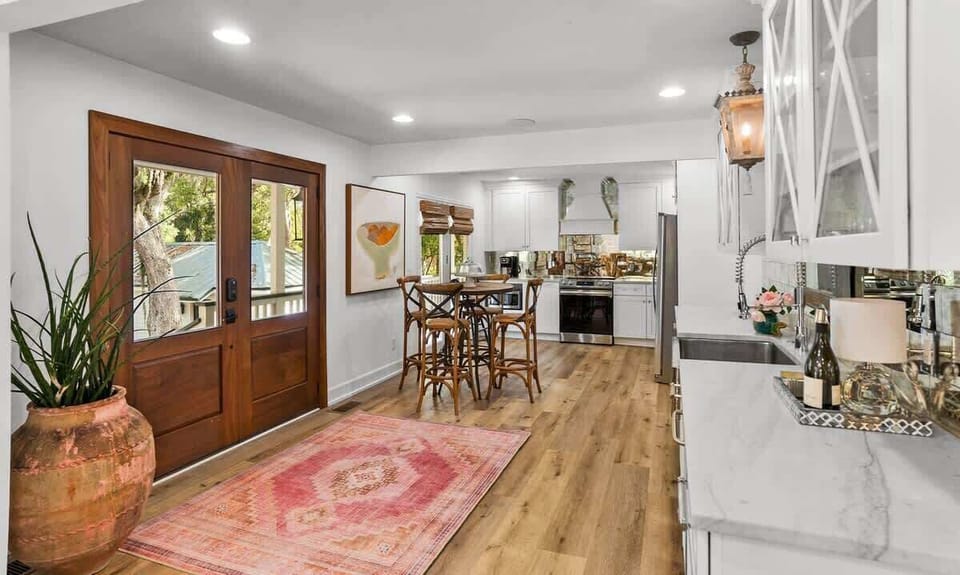 Kitchen and Entry