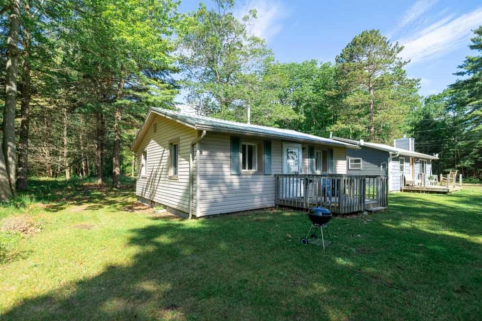 Exterior of Cabin #8 Left