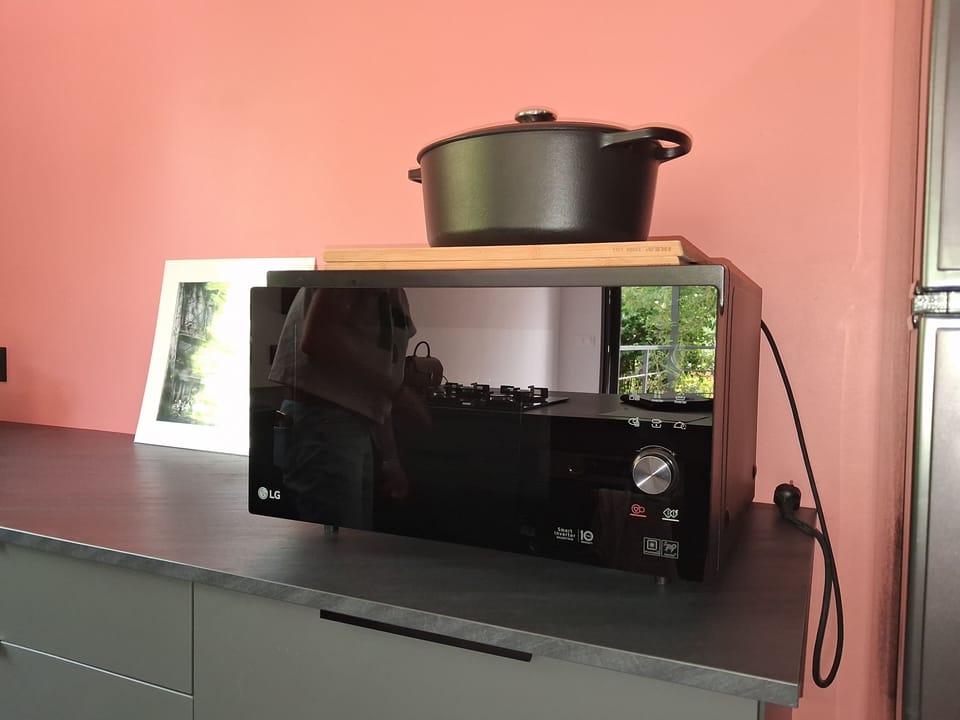 Microwave