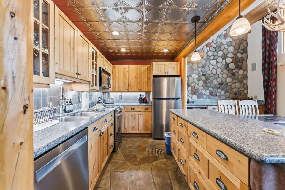 Fully equipped kitchen