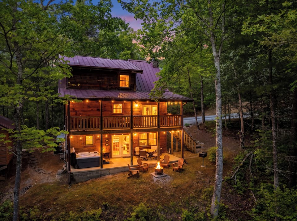 The cabin glows even better after sunset