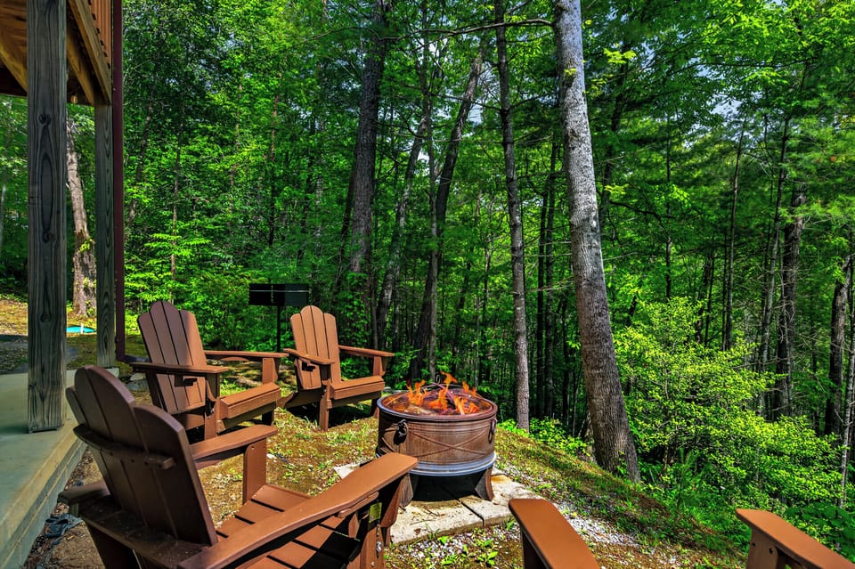 Fire pit nights under the trees with room for everyone