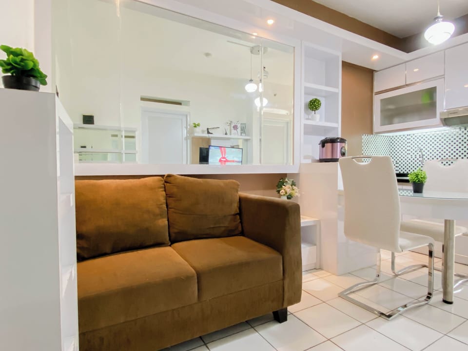 Standard Apartment | Living room