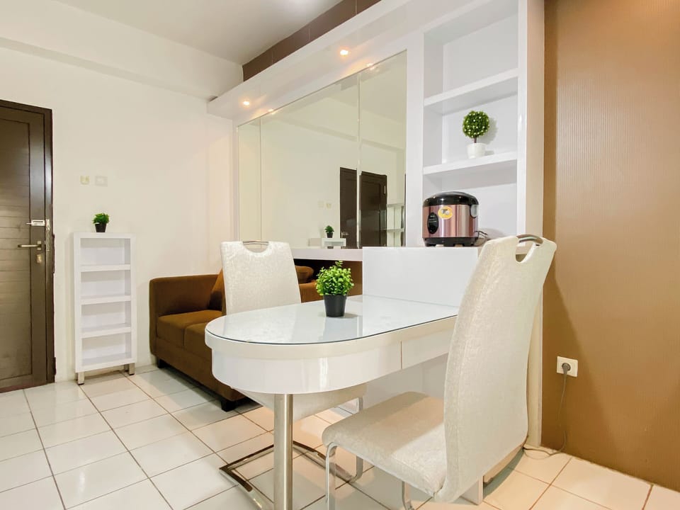 Standard Apartment | Dining room