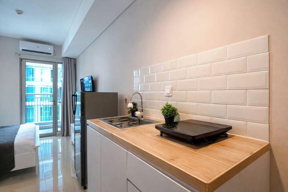 Standard Studio | Private kitchen | Electric kettle