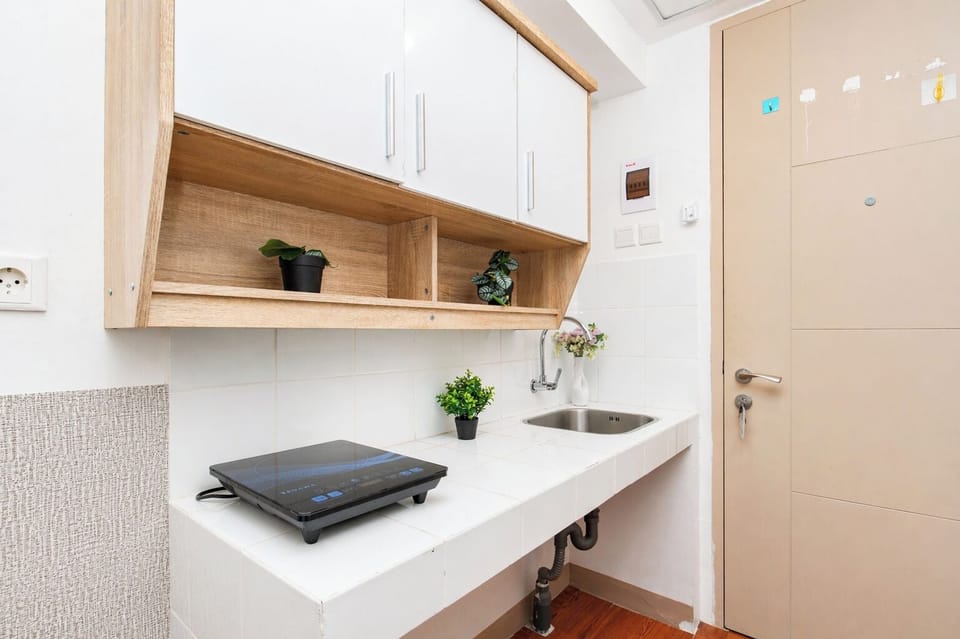 Standard Studio | Private kitchen | Electric kettle