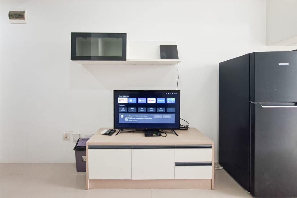 Standard Apartment | Television