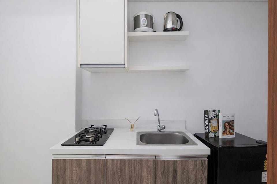 Standard Apartment | Private kitchen | Electric kettle