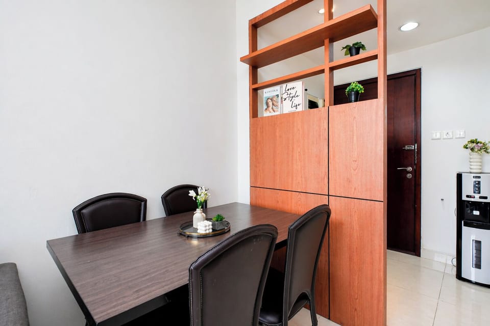 Standard Apartment | Dining room