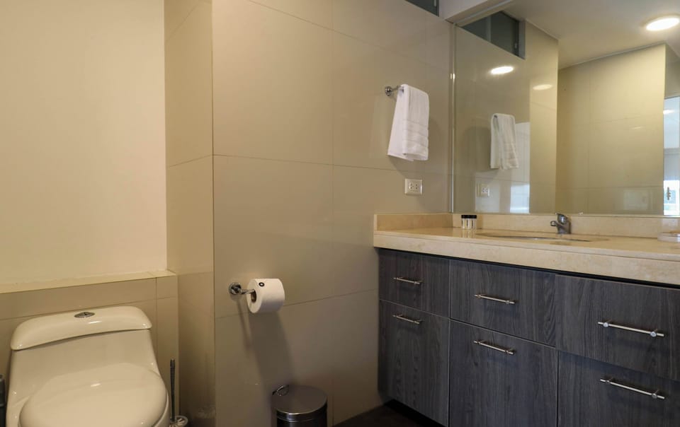 Modern and clean bathroom
