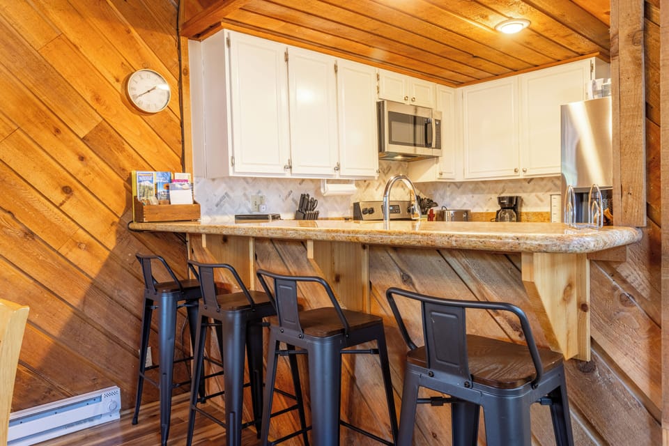 Bar seating in kitchen for 4.
