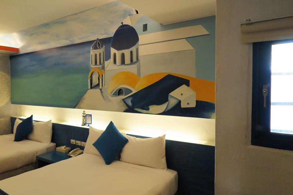 Quadruple Room, No Windows (305) | Free WiFi, bed sheets