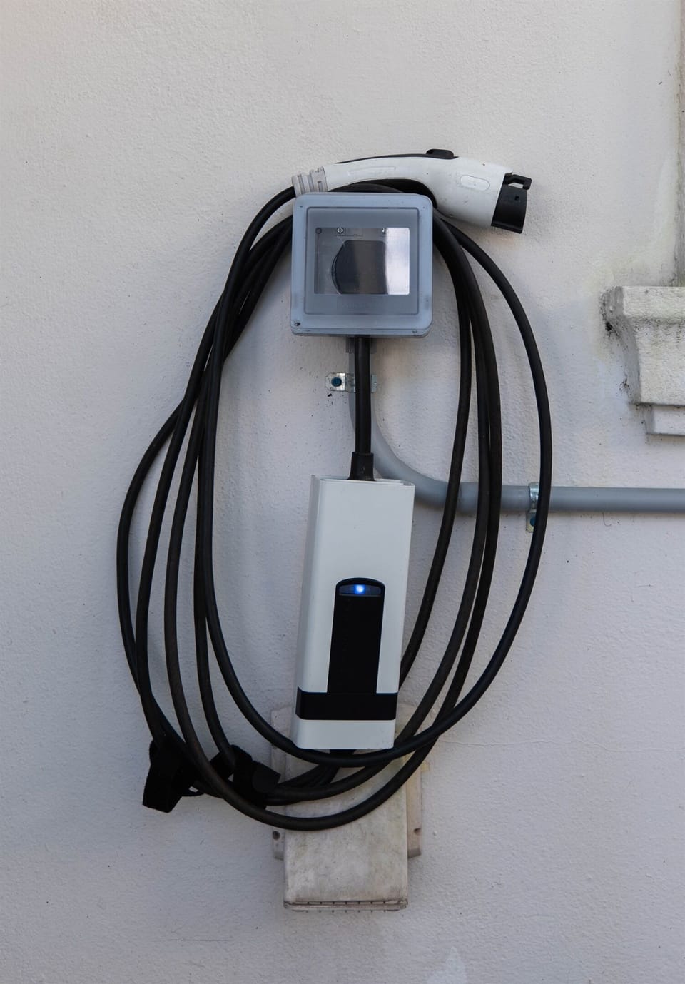 Level 2 EV Charger J1772 7.5 kw