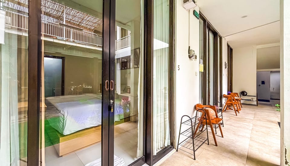 Standard Double Room, 1 Queen Bed, Private Bathroom, Pool View | Desk, free WiFi