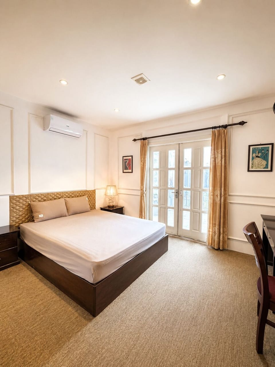 Basic Room, Balcony, City View | Desk, laptop workspace, free WiFi