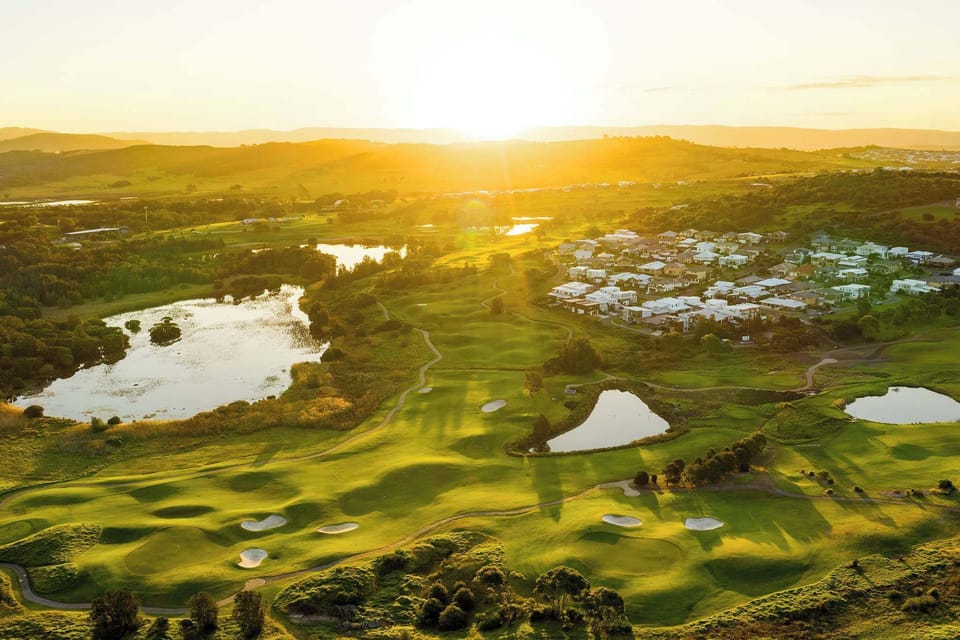 Woodford Beachside Escape  |  The Links Shell Cove