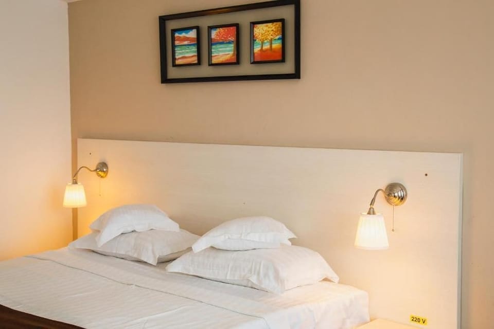 Comfort Double Room, Balcony, Sea View | In-room safe, desk, soundproofing, free WiFi