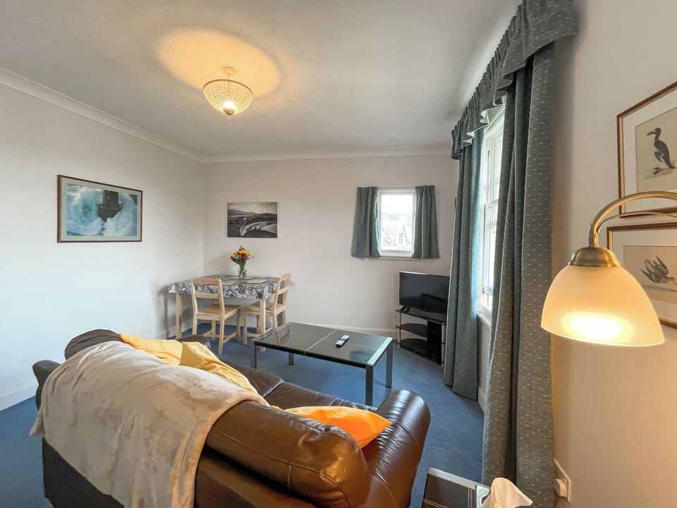 Open plan living space | Avocet Apartment - Dunvalanree Apartments, Carradale