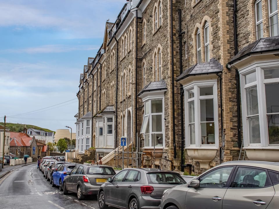 Twin bedroom | Apartment 7, The Bath House Apartments - The Bath House Apartments, Ilfracombe