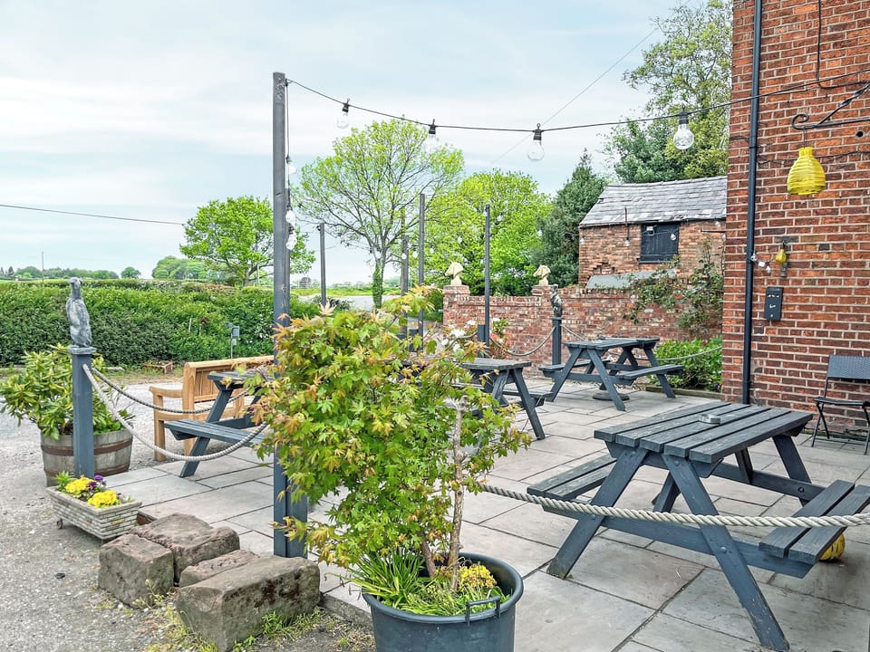 On-site amenities | Forest Edge - Forest View, Oakmere, Near Northwich