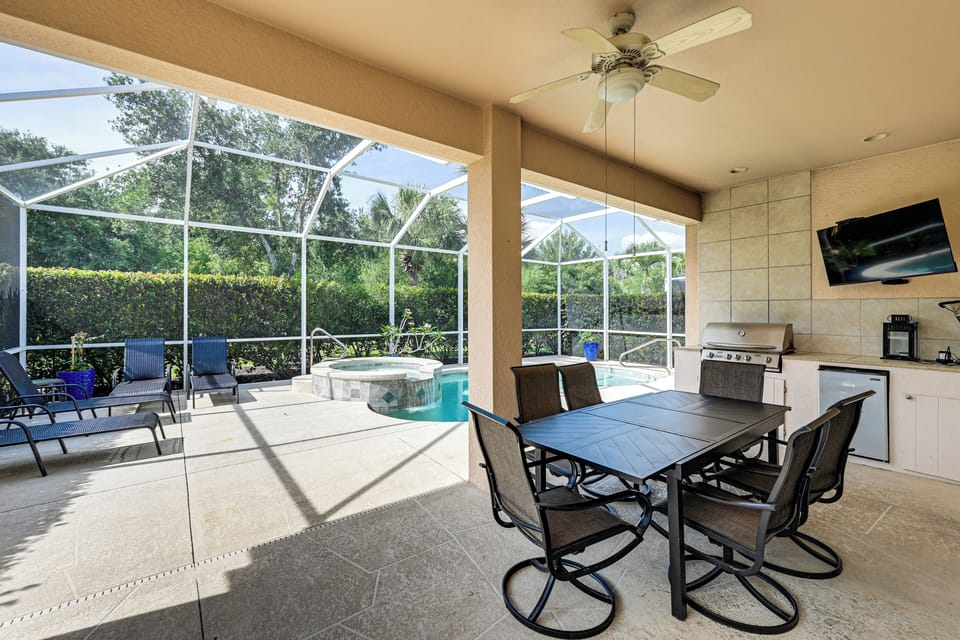 Furnished Lanai | Kitchen | Dining Area