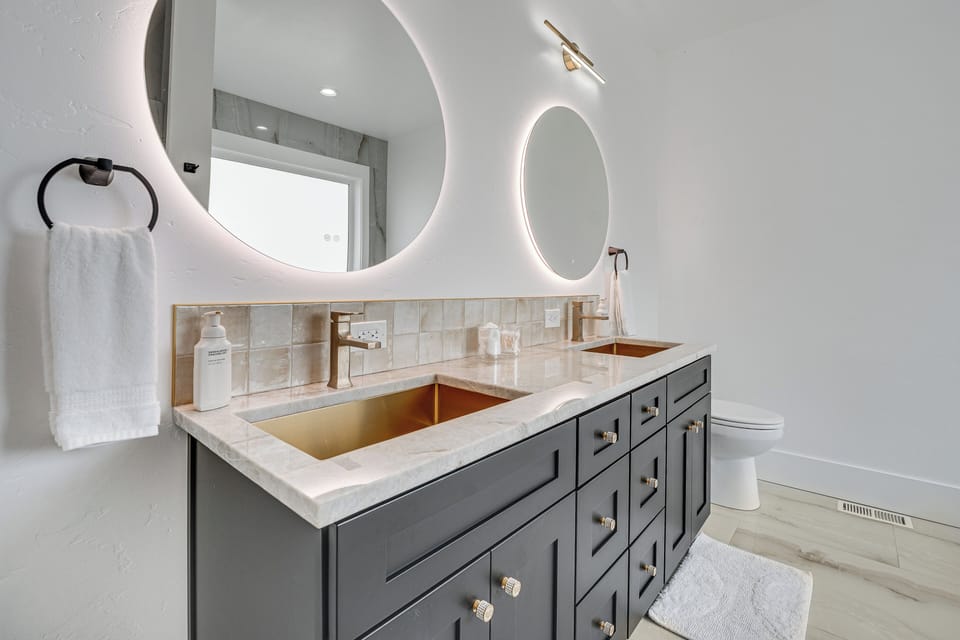 En-Suite Bathroom | 1st Floor