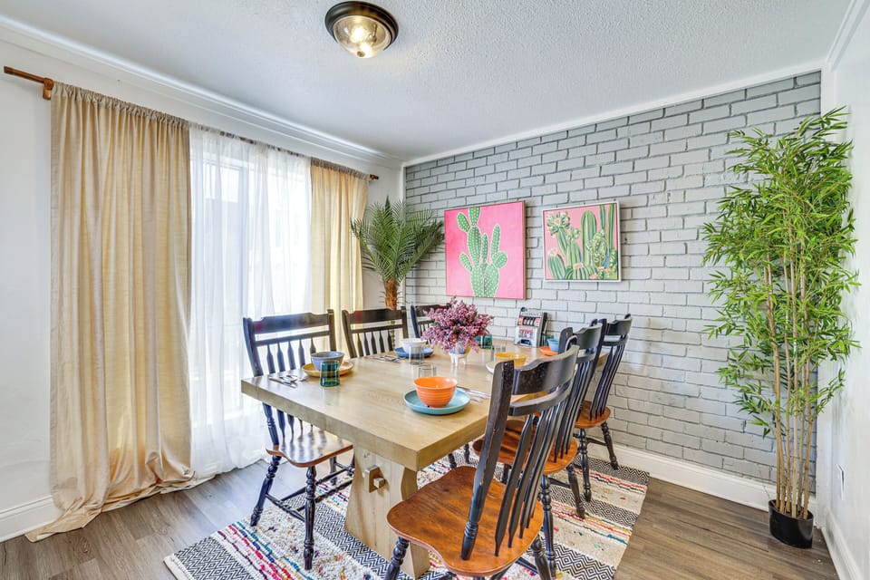 Dining Area | 1st Floor