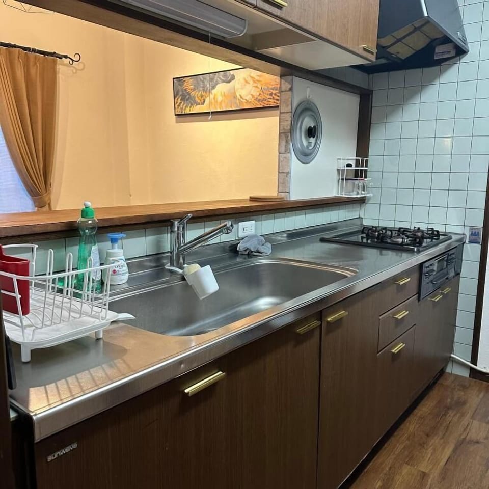 Luxury Villa, 5 Bedrooms, Balcony | Private kitchen | Fridge, microwave, stovetop, electric kettle