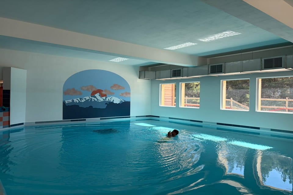 Holiday Home Swimming Pool