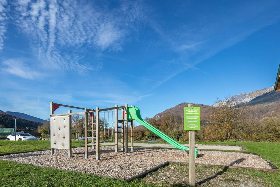 Holiday Park Facilities and Services 
