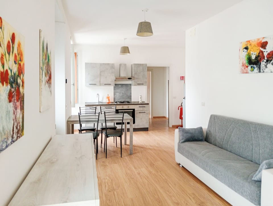 Apartment, Balcony | Living area