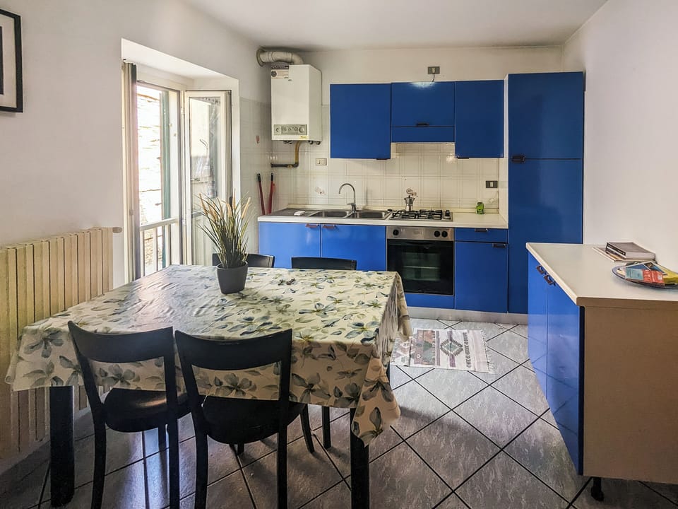 Apartment, Balcony | Private kitchen