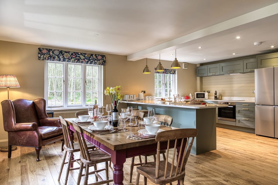 The well-equipped kitchen ensures you have everything you need for during your stay