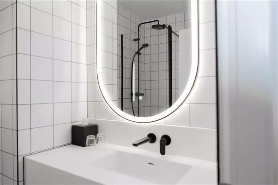 Egyptian cotton sheets, premium bedding, desk, laptop workspace