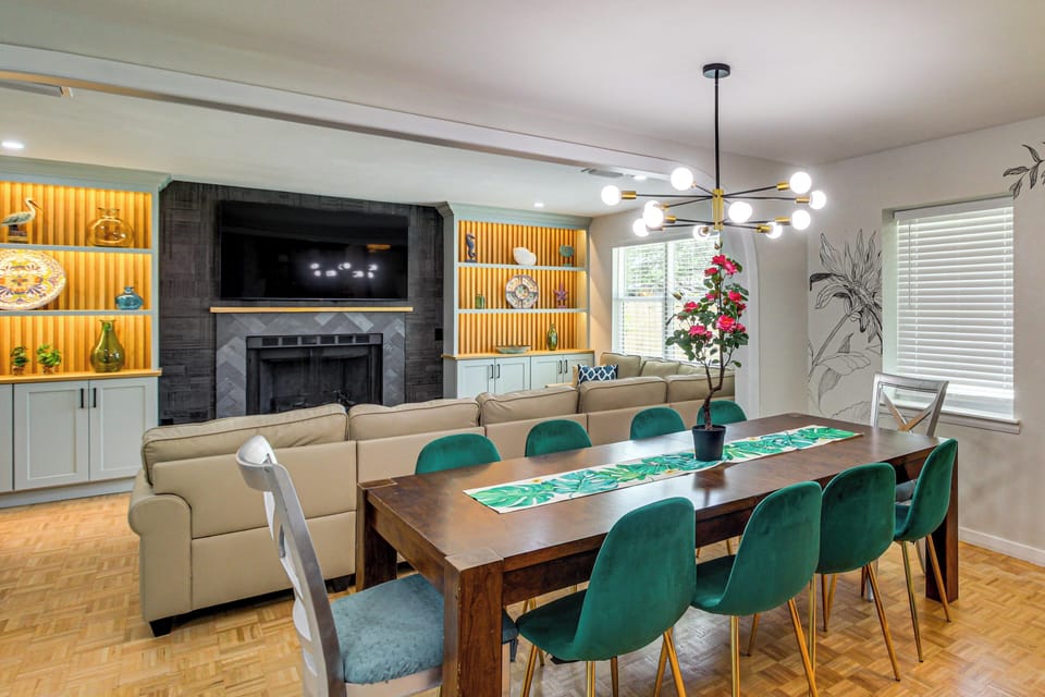 House (4 Bedrooms) | Interior